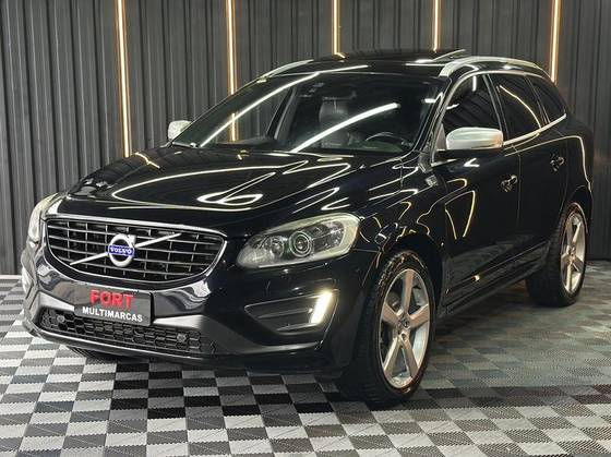 VOLVO XC60 2.0 T5 R DESIGN TURBO GASOLINA 4P AUTOMÁTICO